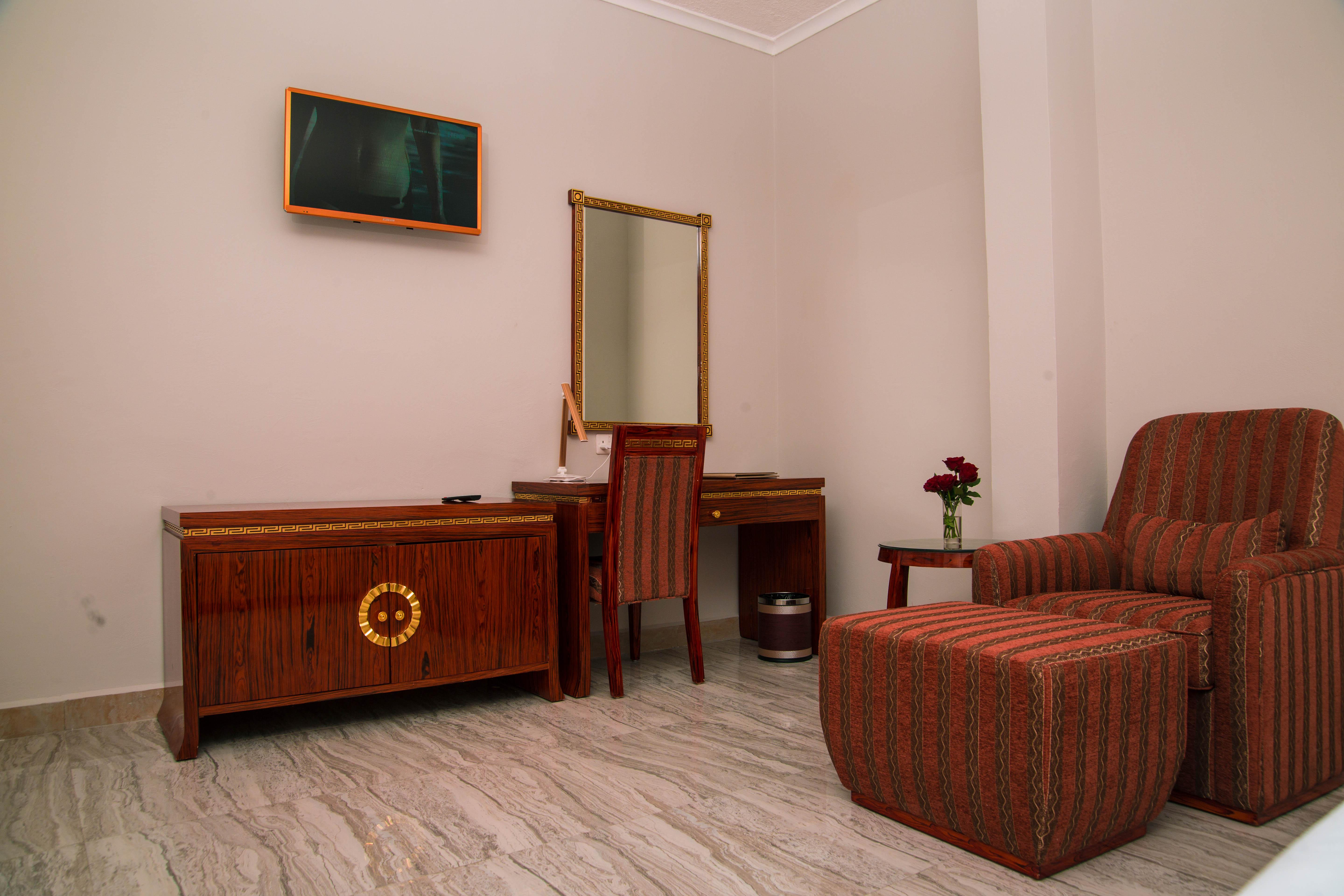 Tiffany Diamond Hotels Ltd - Makunganya Dar es Salaam Exterior photo